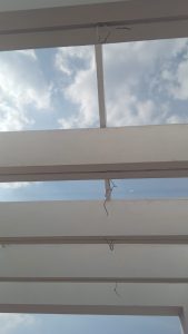 Detail struktur rangka kanopi baja ringan minimalis elegan